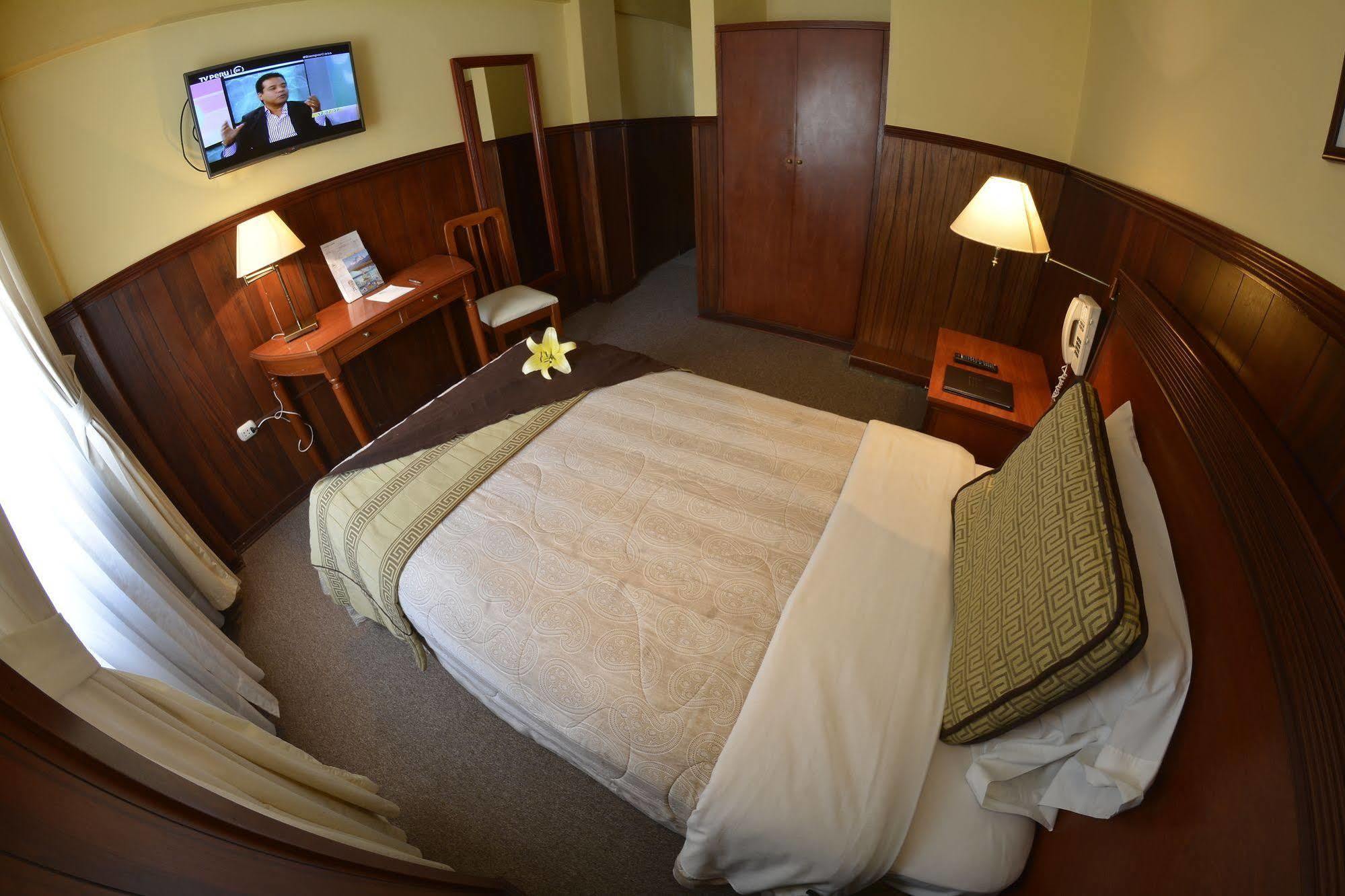 El Tumi Hotel Уарас Екстер'єр фото